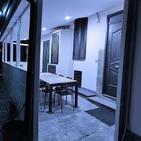 Terrazza Sul Vesuvio Con Piscina Terzigno